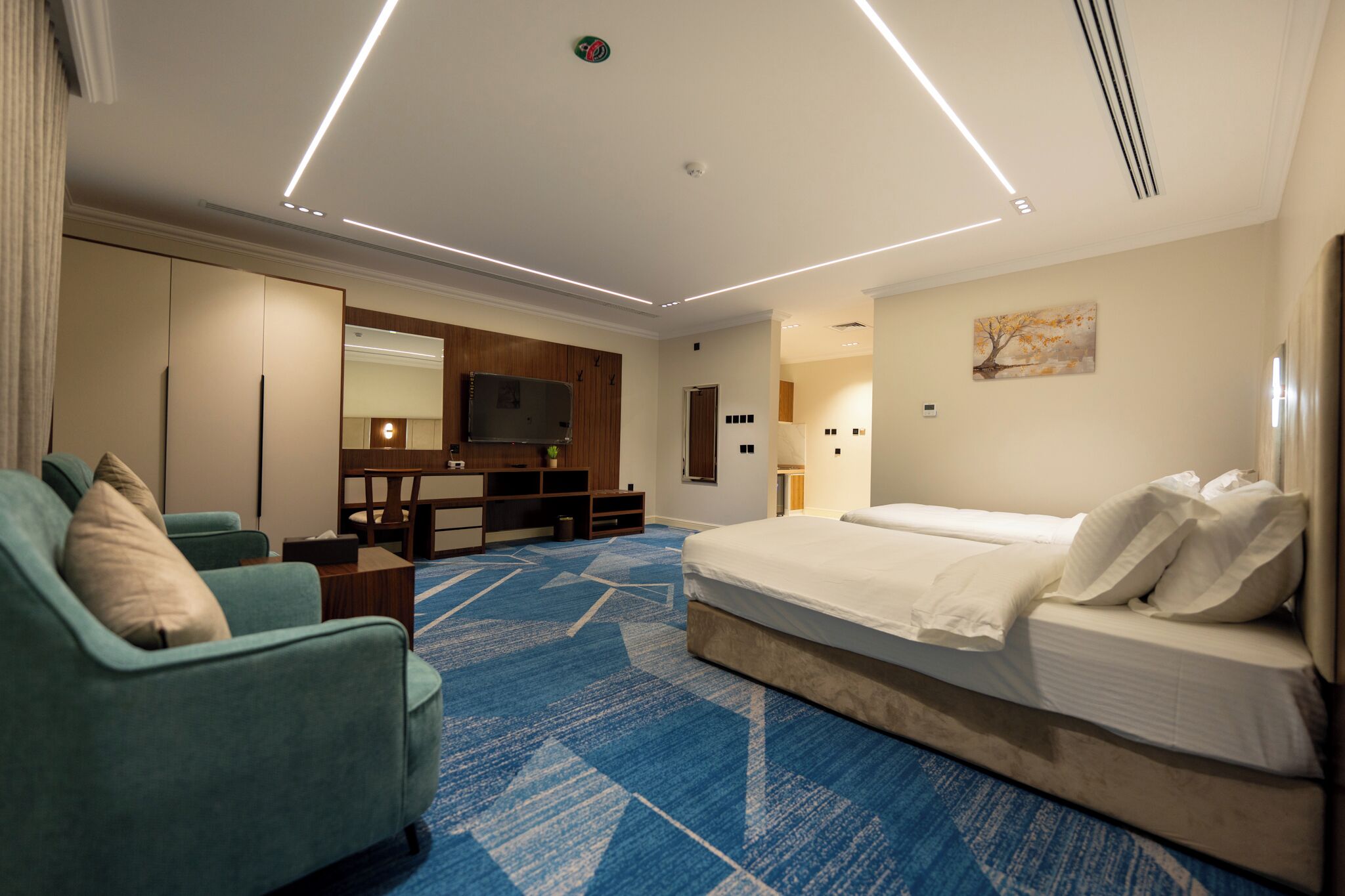 Family Apartment | Egyptian cotton sheets, premium bedding, in-room safe