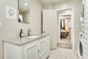 Bathroom - 3 Kitchens: Spacious & Convenient Newark Home! (Newark)