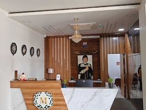 Lobby - Inventree Hotel The Monarch Bagalur  (Bengaluru)