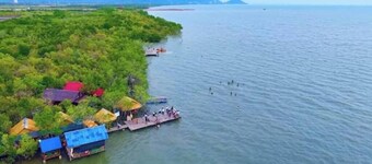 Modern Villa in Kep City for 4-8 people #1