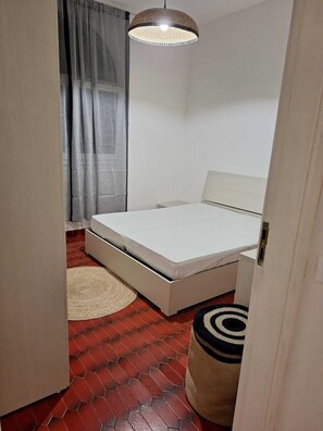 Immagine non classificata, 3 di 13, pulsante