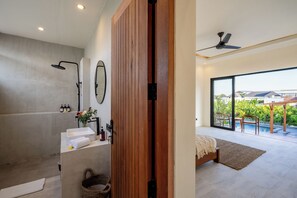 Bathroom - Amani Estate (Badung)