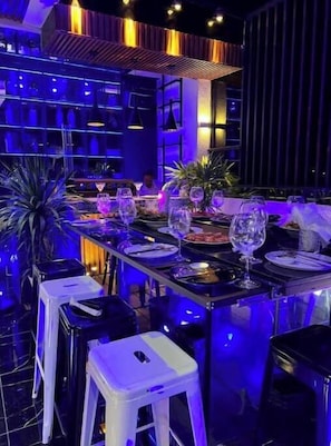 Outdoor dining - Private villa in Sihaknouk Ville for 15 people (Preah Sihanouk)