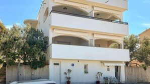 Exterior - Lovely apartment in Rogoznica with WiFi (Rogoznica)
