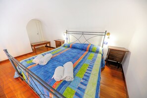 Unclassified image, 5 of 11, button - Vrbo Property (Cefalù)