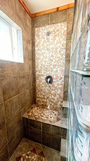 Unclassified image, 4 of 14, button - Cozy Tahoe Retreat 3BR 2BA Minutes to Lake Tahoe (South Lake Tahoe)