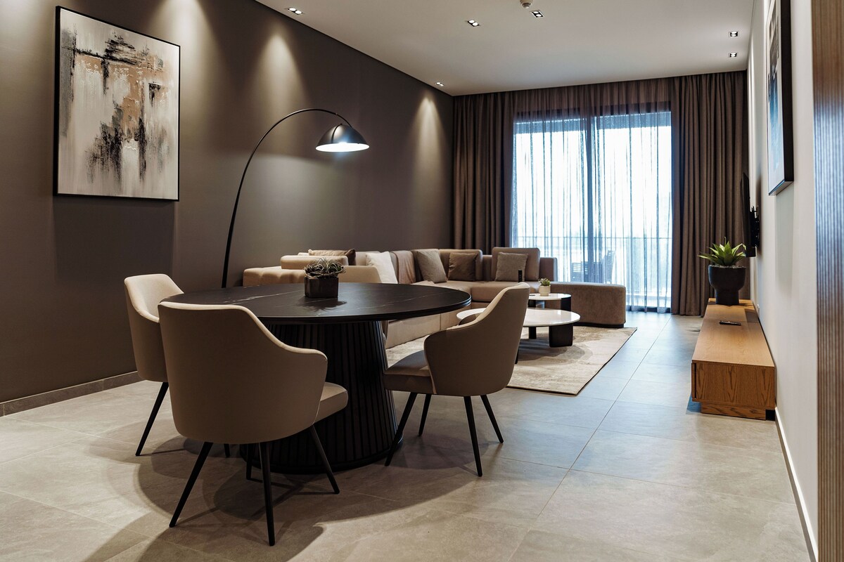 Apartamento Deluxe, balcón, vistas al puerto | Zona de estar