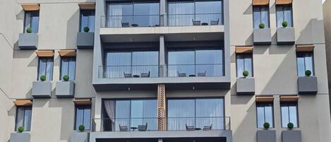 施設の正面
