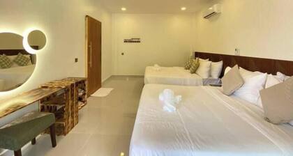 Private pool villa with big river view for 6people