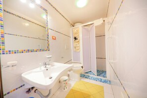Bathroom - Vrbo Property (Cefalù)