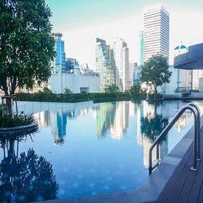 Outdoor pool - Cozy Private Home - Steps to BTS & MRT Sukhumvit (Krung Thep Maha Nakhon)