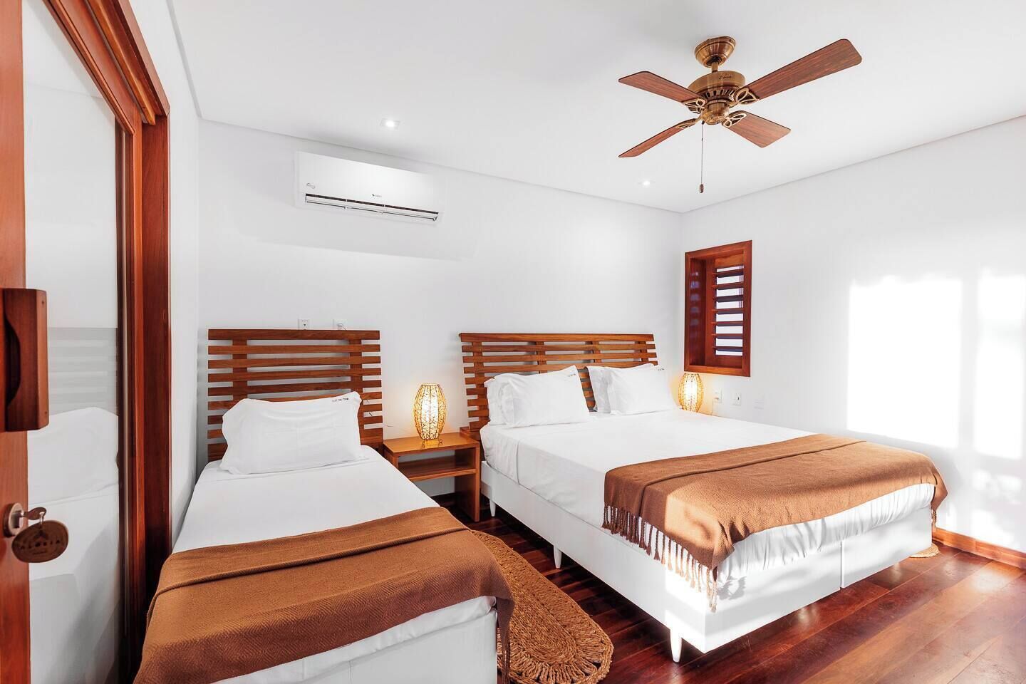 In-room safe, desk, iron/ironing board, WiFi