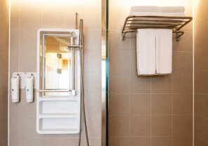 Bathroom - cabinstay hotel (Yeosu)