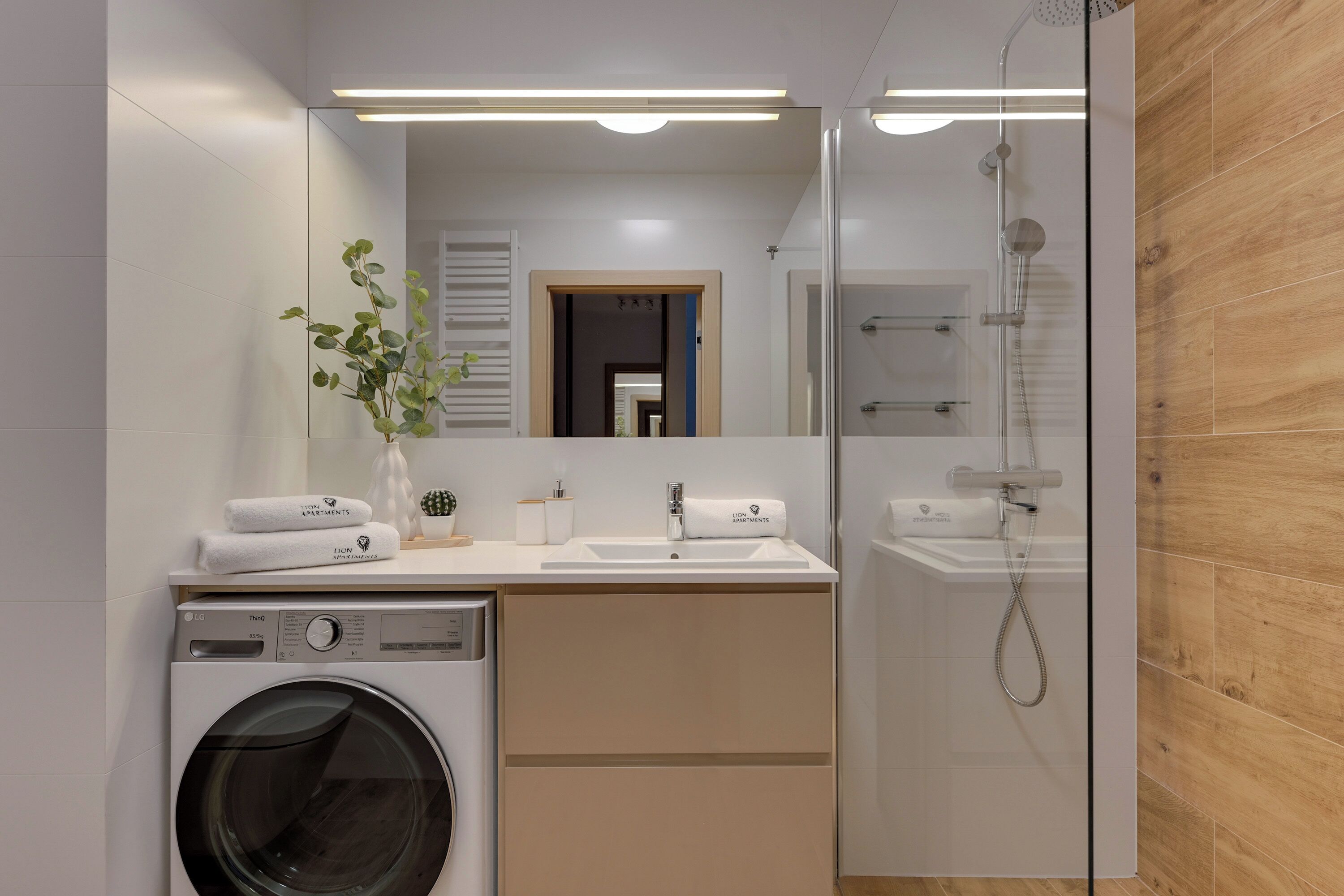 Comfort Apartment, Balcony, City View | Bathroom