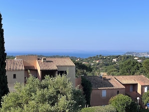 Unclassified image, 3 of 16, button - Vrbo Property (La Croix-Valmer)