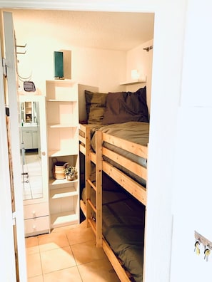 Unclassified image, 4 of 16, button - Vrbo Property (La Croix-Valmer)