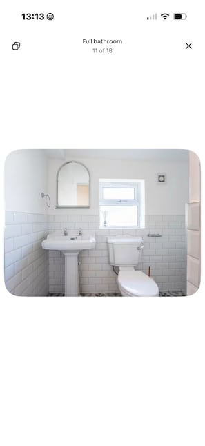 Bathroom - Cardiff Central Apartment. 8 mins to town/station (Cardiff)
