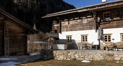Historic Chalet Raneburg