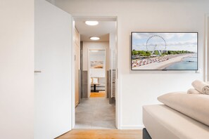 Unclassified image, 3 of 29, button - Grömitz WindStärke 7 - Apartment 1. Ocean view. Sauna. Patio (Grömitz)