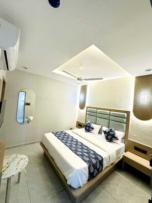 Unclassified image, 3 of 9, button - Hotel City Stay (Ahmedabad)