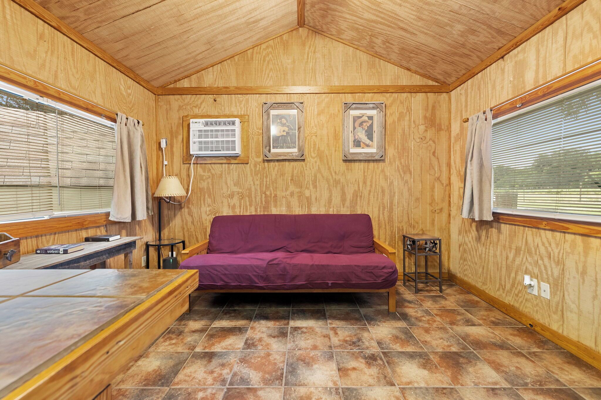 Casita: 1  Br, 1  Ba House In Concan, Sleeps 4 - Concan, TX