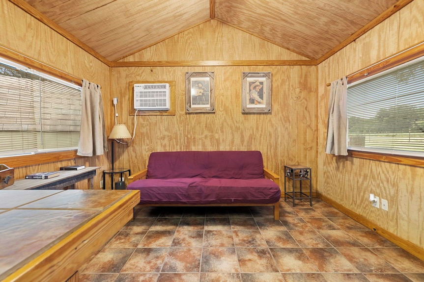 Casita: 1 Br, 1 Ba House In Concan, Sleeps 4 - Concan, TX
