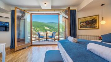 Habitación doble, vistas a la montaña | Wifi gratis