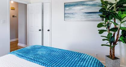 Close to Downtown Milwaukee & Mid-term Friendly!