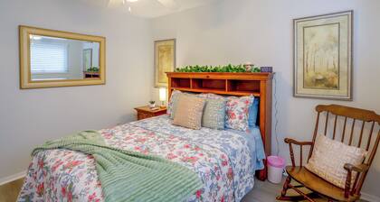 Group-friendly Rambler w/ Fenced Backyard & Deck