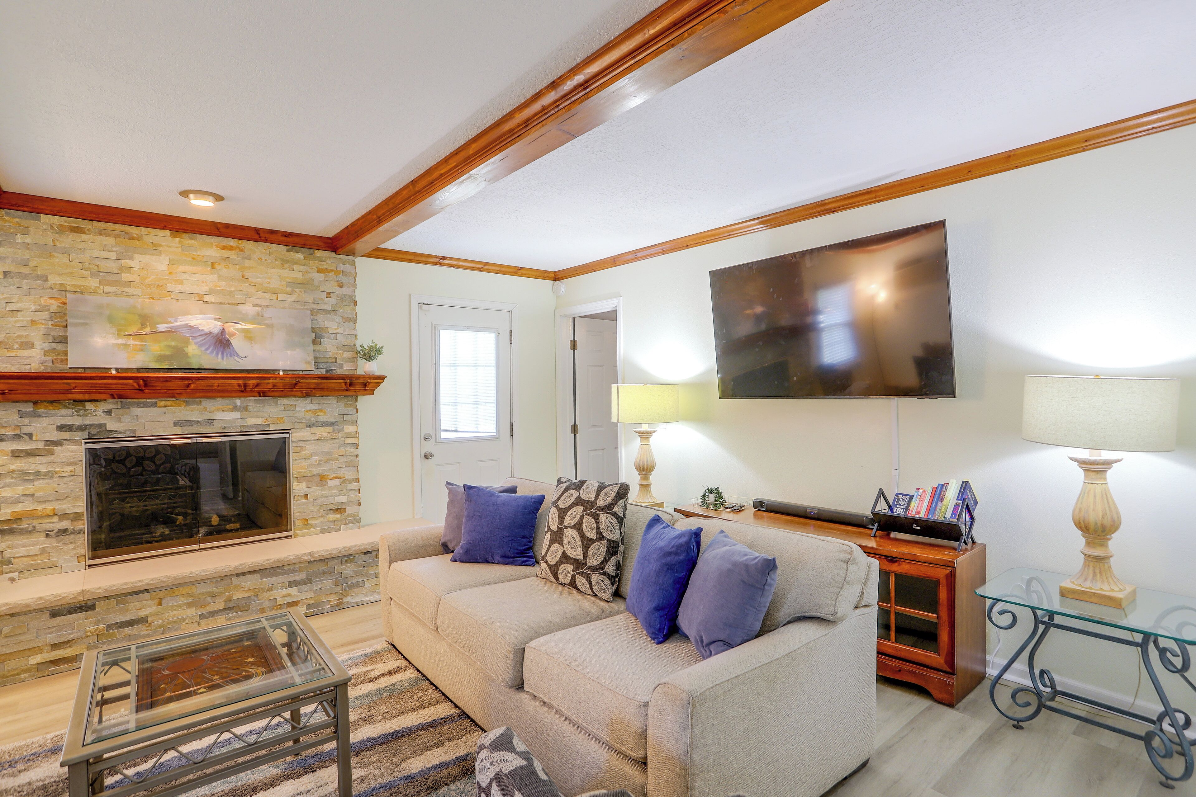 House (4 Bedrooms) | Interior