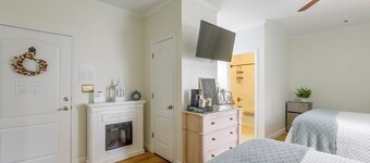 Sylvester Studio w/ Shared Patio: 19 Mi to Albany