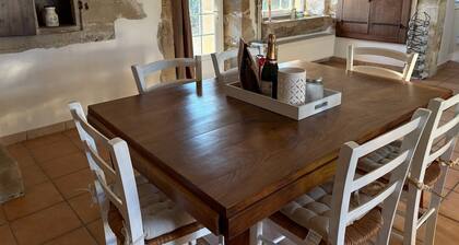 Holiday Home 'Gite La Varenne' with Shared Pool, Private Garden and Wi-Fi