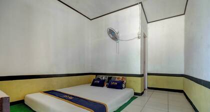 Villa Mawar Sawarna By ARBA