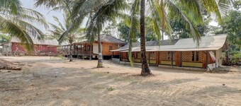 Villa Mawar Sawarna By ARBA