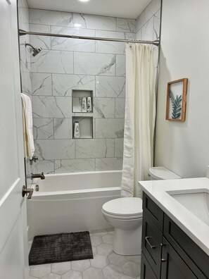 Bathroom - Stylish Downtown Unit With Historic Charm 3 Bedroom Apts (Bloomington)