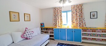Orchard Oasis 5 Bedroom Home