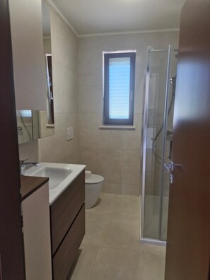 Bathroom - Apartment 'Maslina' with Sea View, Wi-Fi and Air Conditioning (Bužinija)