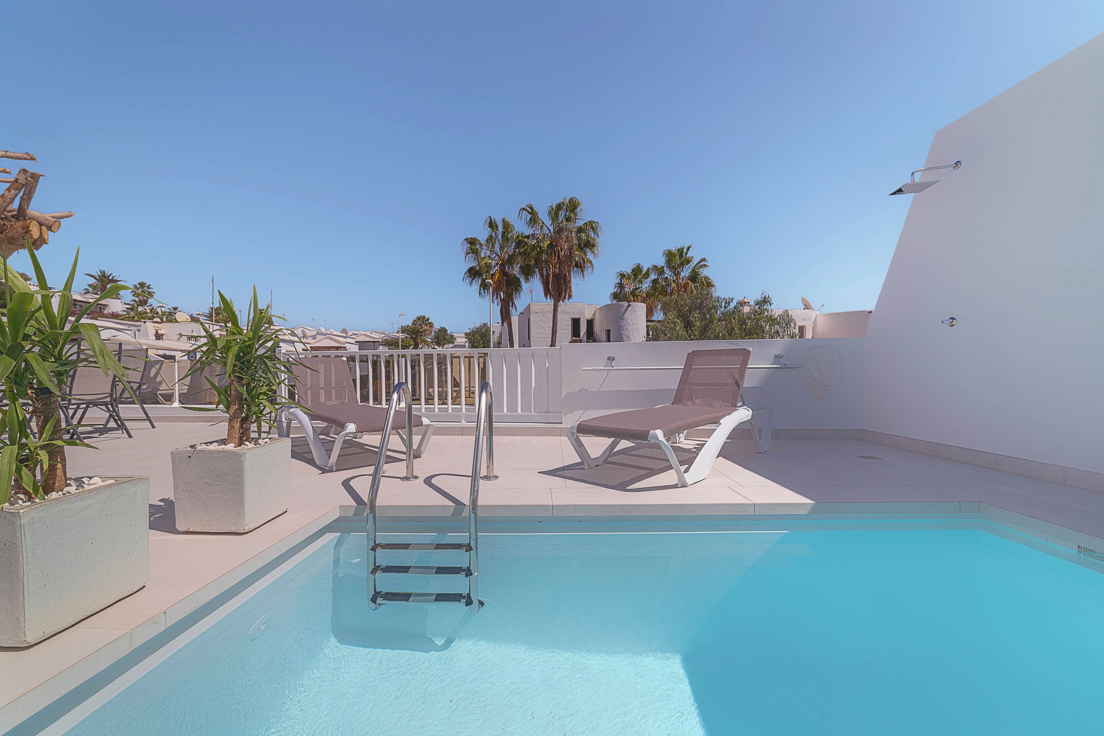 Piscine extérieure, piscine chauffée
