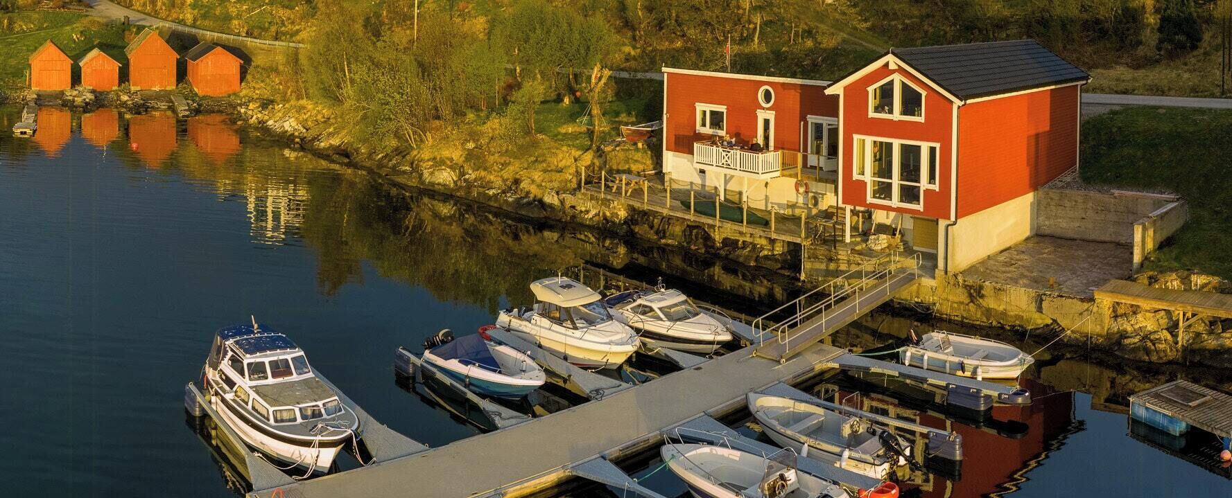 Marina