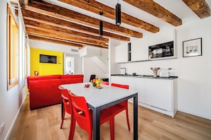 Dining - Suite Mondrian 100m from Biennale - Canal View (Venezia)