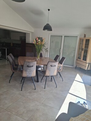 Dining - House for 6 to 14 people near Ogliss Park - Les Sables d'Olonne (Talmont-Saint-Hilaire)
