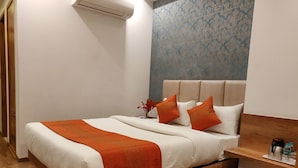 Unclassified image, 5 of 5, button - HOTEL YELCHIKO (Varanasi)