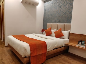 Comfort Double or Twin Room, City View | In-room safe, desk, free WiFi - HOTEL YELCHIKO (Varanasi)
