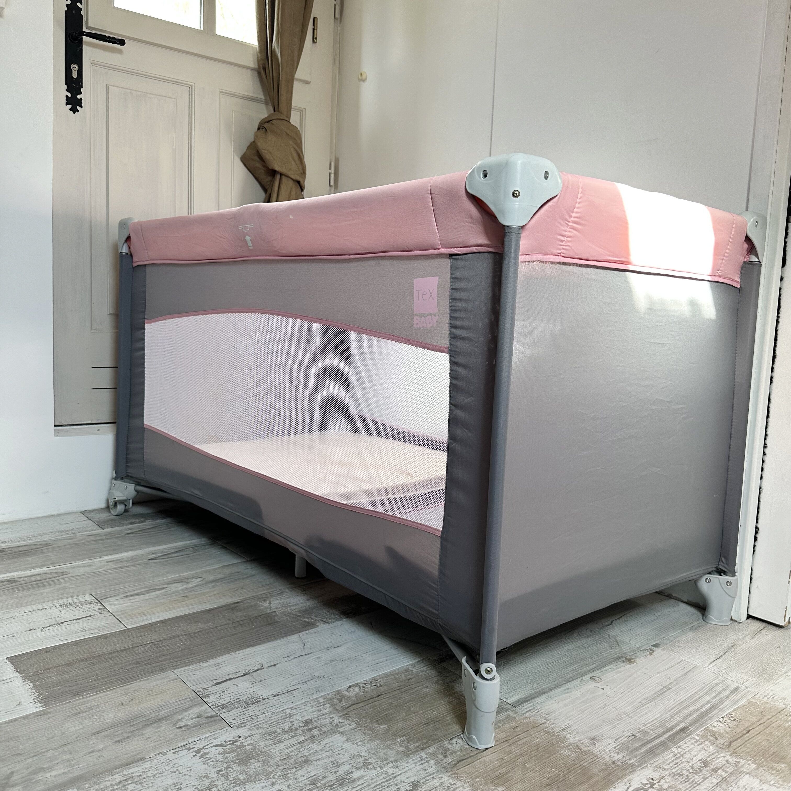 Classic House, Non Smoking, Garden View | Blackout drapes, iron/ironing board