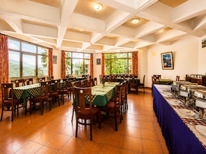 Dining - Hotel MRR Katra (Katra)