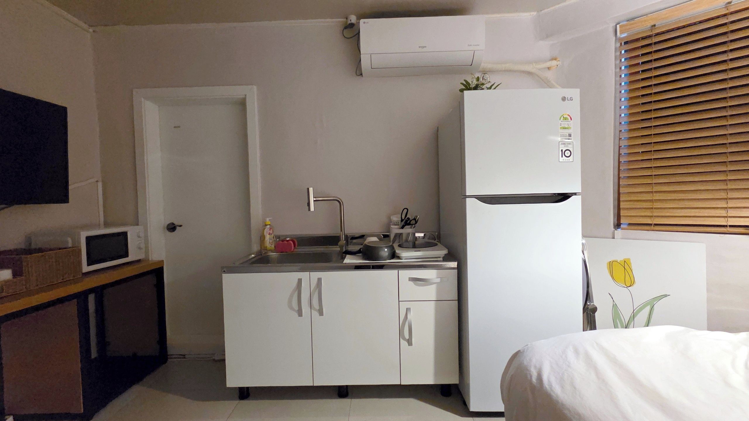 Private kitchenette