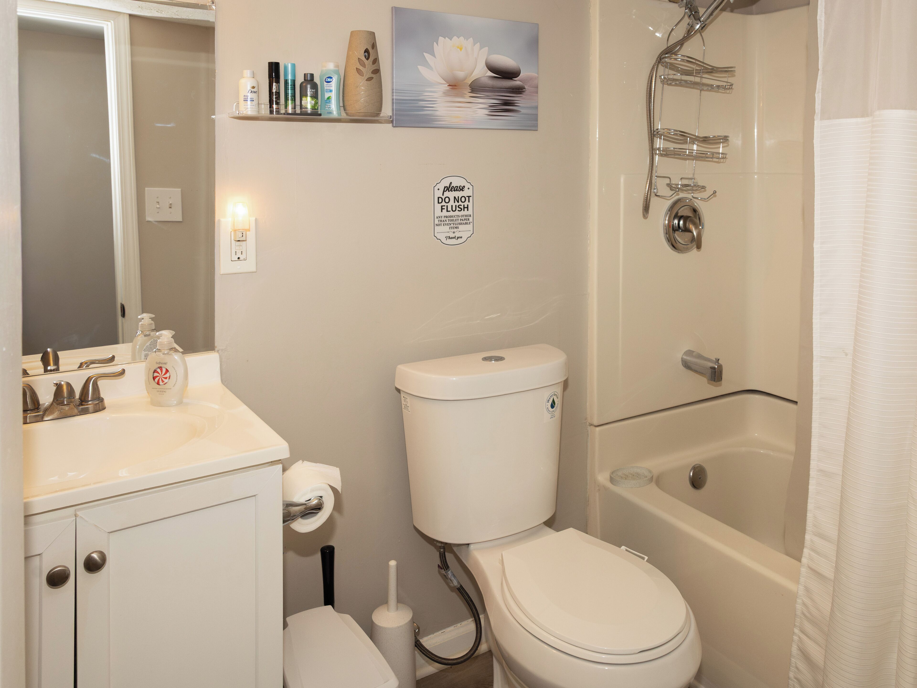 Apartment, 2 Bedrooms | Bathroom