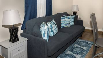 Apartment, 2 Bedrooms | Living area
