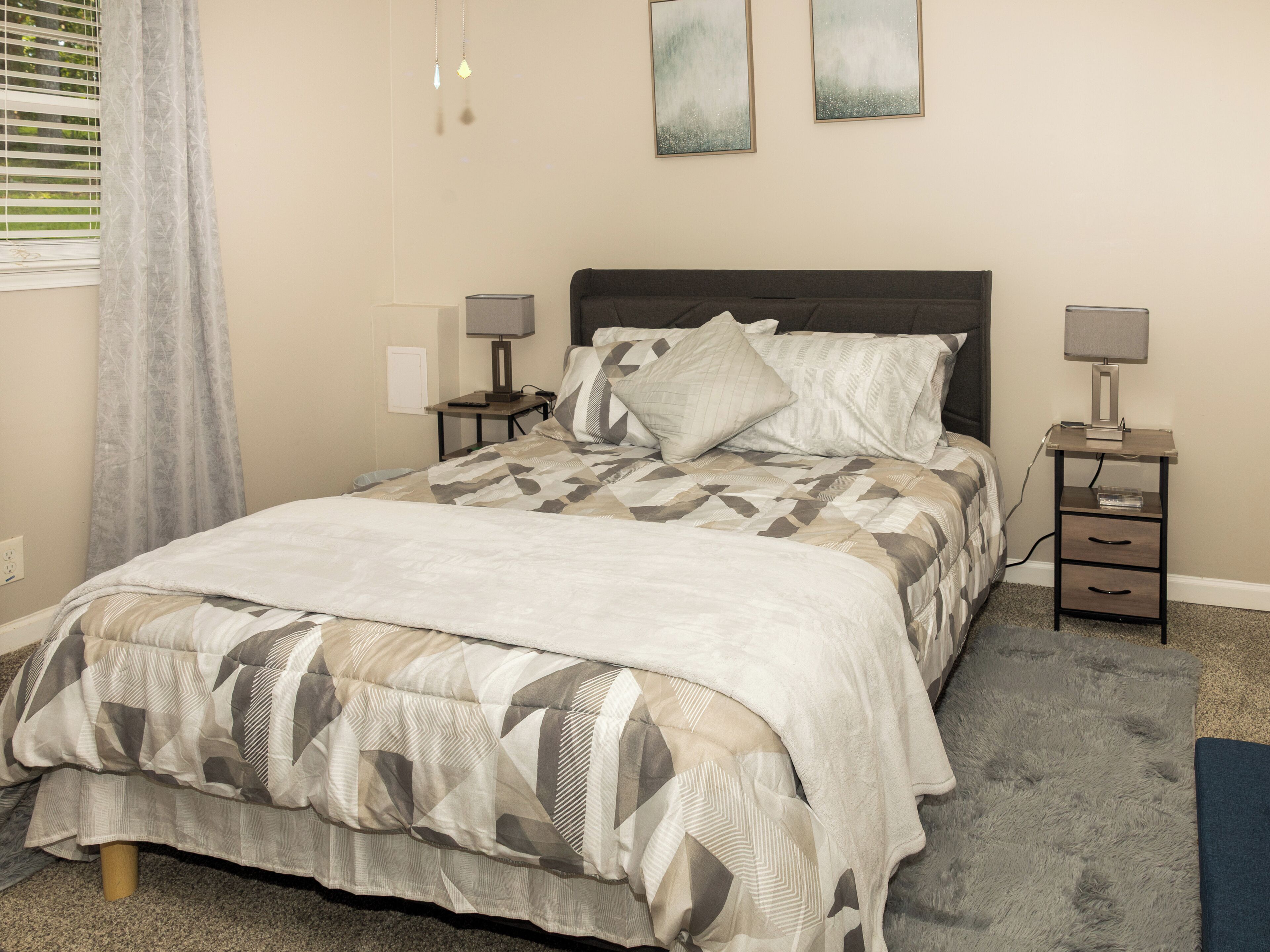 Apartment, 2 Bedrooms | Iron/ironing board, WiFi (free)