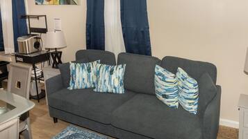 Apartment, 2 Bedrooms | Living area